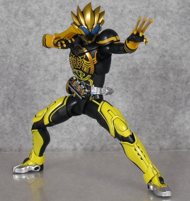 S.H.Figuarts 「仮面ライダーオーズ ラトラーターコンボ」 レビュー