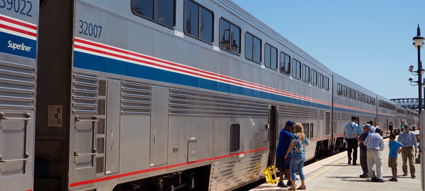 Amtrak コースト・スターライト号乗車記 Day1-1 Los Angeles〜San Luis