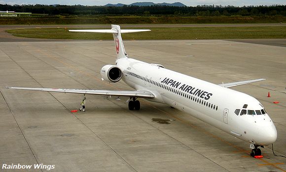 JAS 日本エアシステム MD-90-30