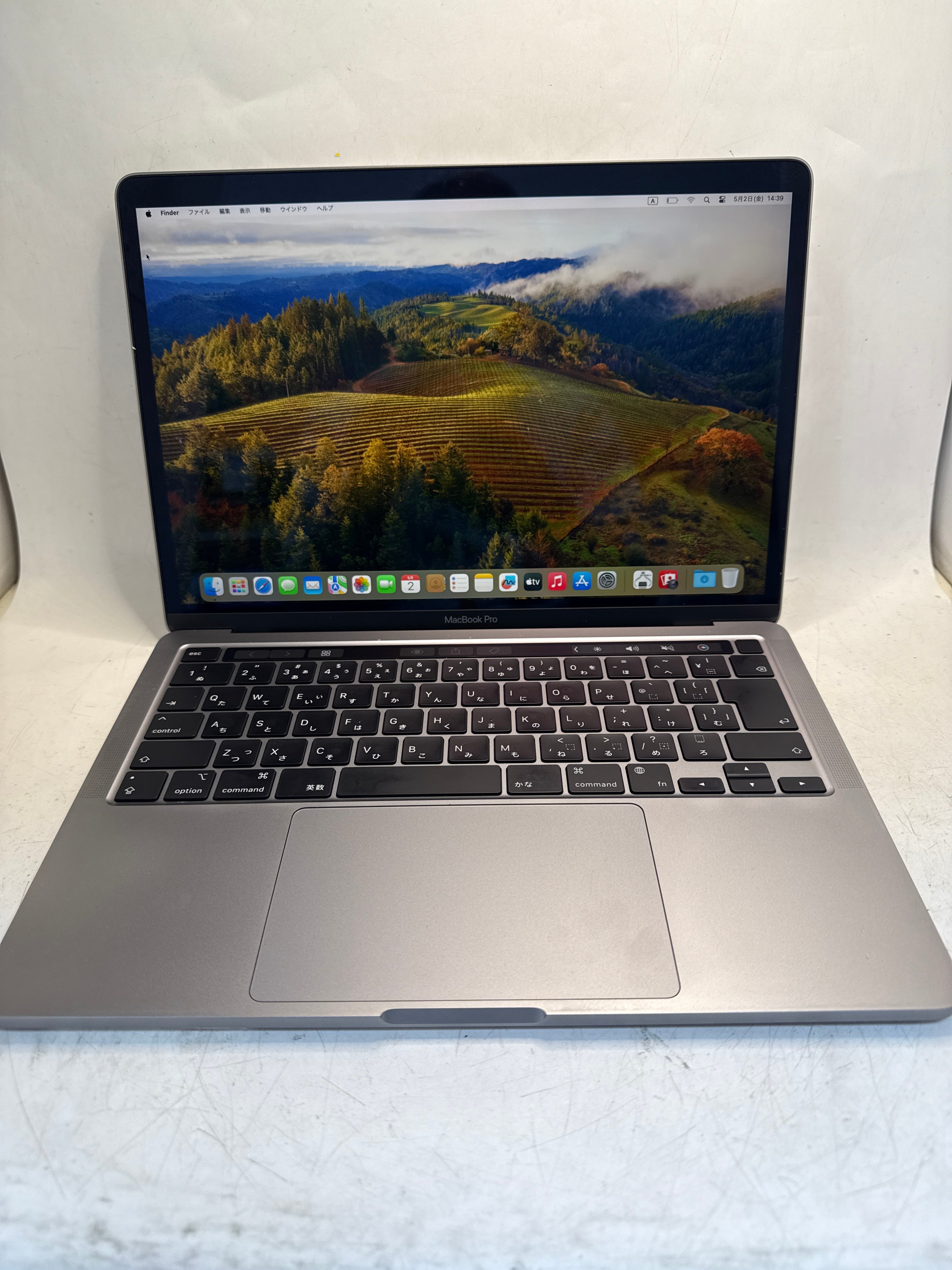 085C6FB0-25F1-4156-B11F-