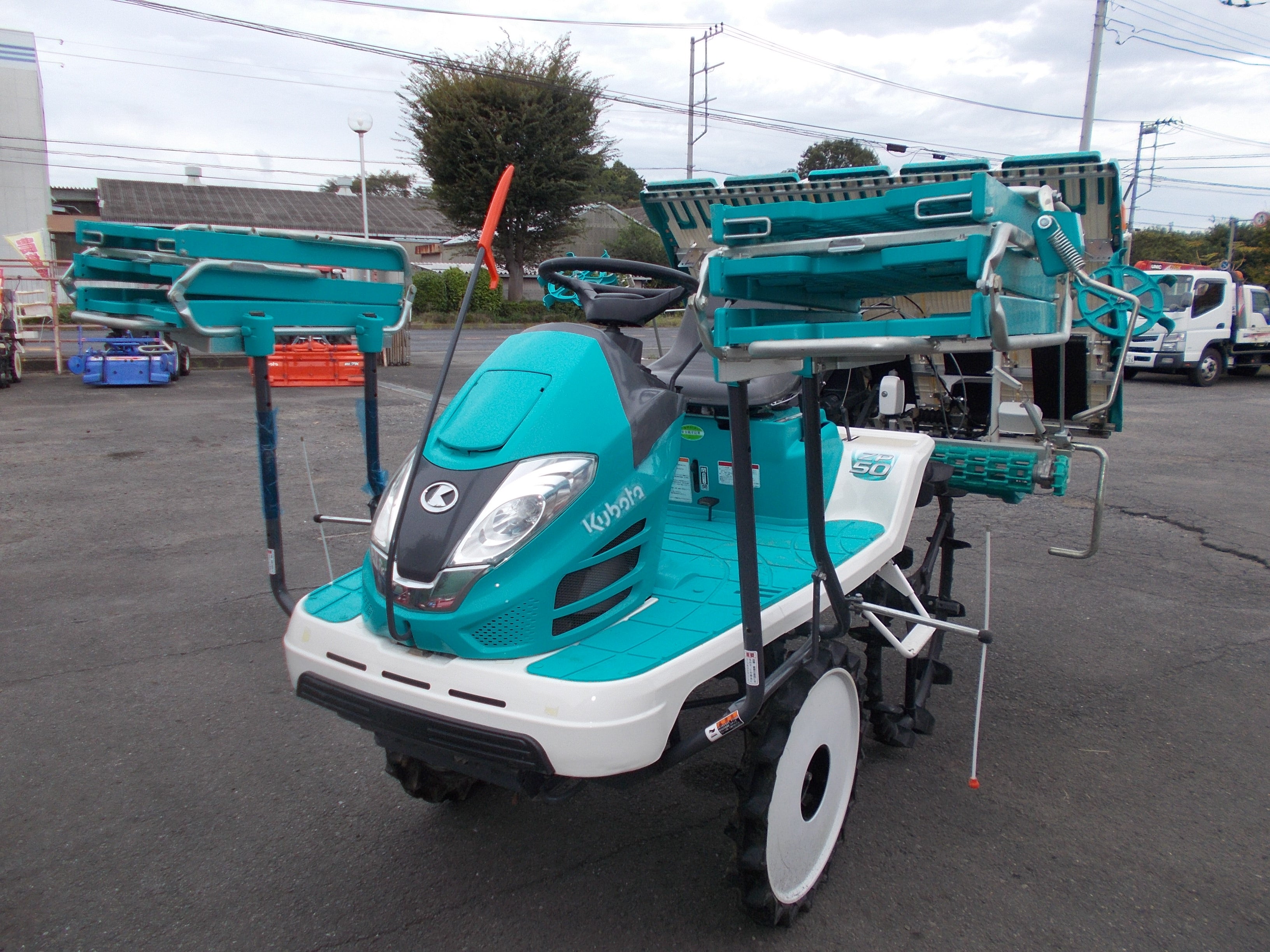 クボタ 中古 田植機 ZP50 54時間使用 – 農キング