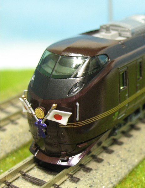見本画像／Nゲージ KATO製 E655系「和」お召列車パーツ取付 加工