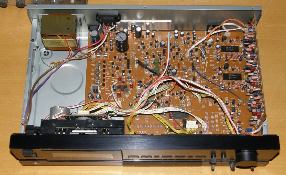 Luxman K-106 | hifi-wiki.com