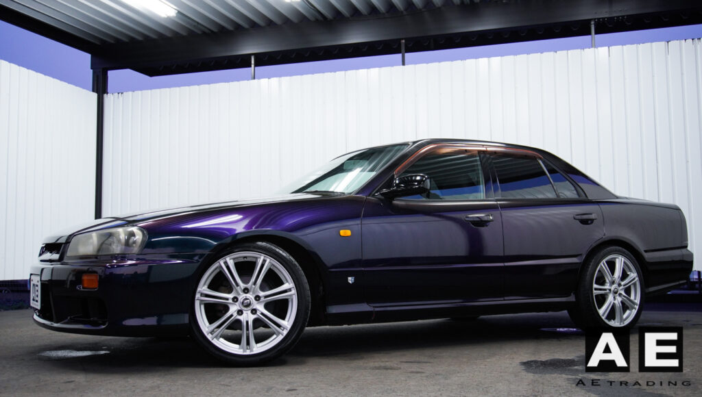 新入庫]スカイライン 25GT-V | AE-TRADING