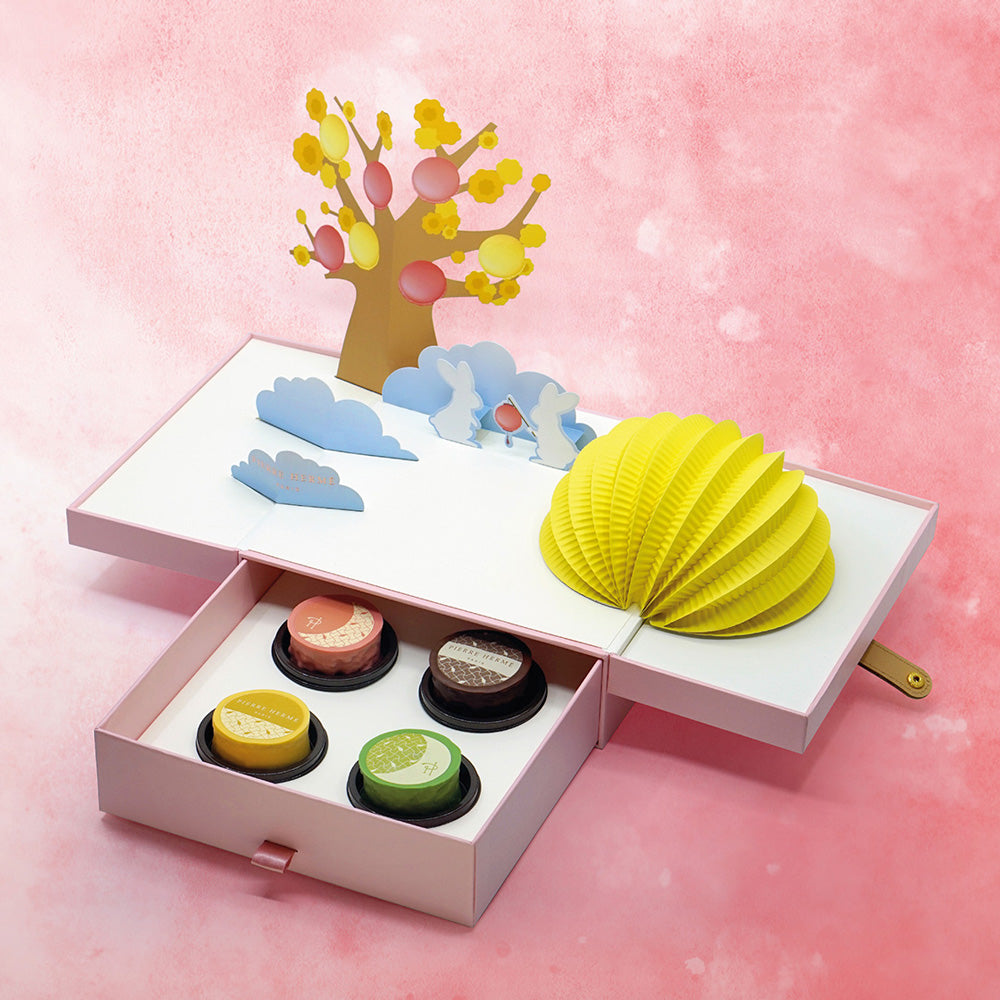 ギフトカード】ピエール・エルメ・パリ ムーンケーキ 4個詰めあわせ