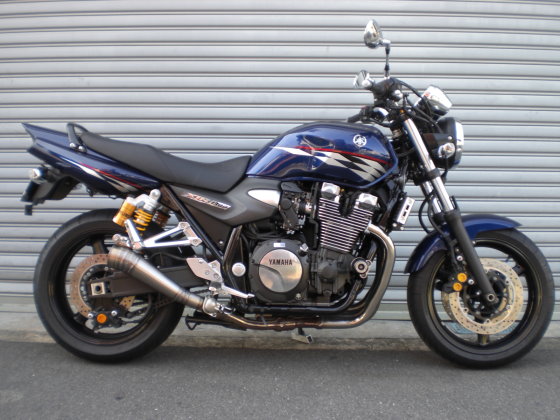 06～ XJR1300(FI) | バイクマフラーの製造販売店です。ワンオフ