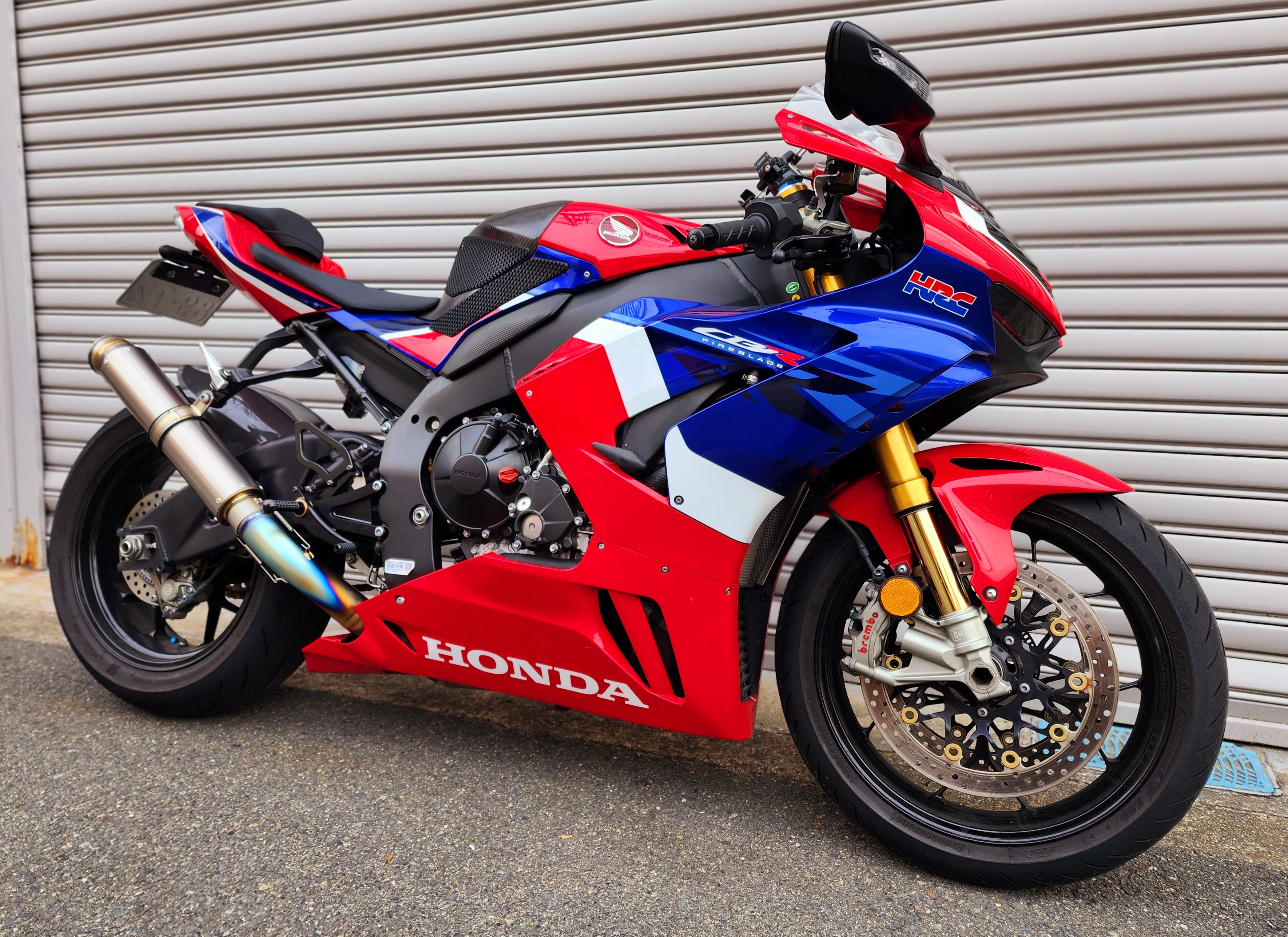 20～ CBR1000RRR | バイクマフラーの製造販売店です。ワンオフ