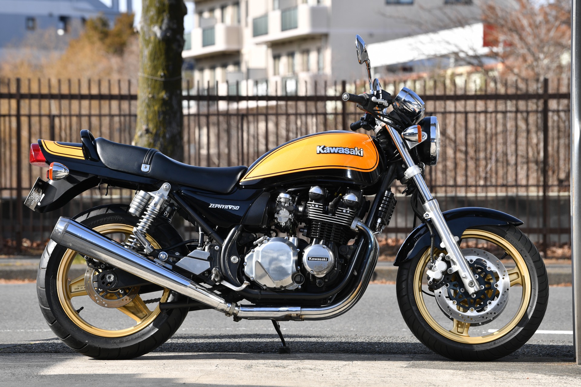 Bagus! motor cycle | KAWASAKI ZEPHYR750 イエローボール