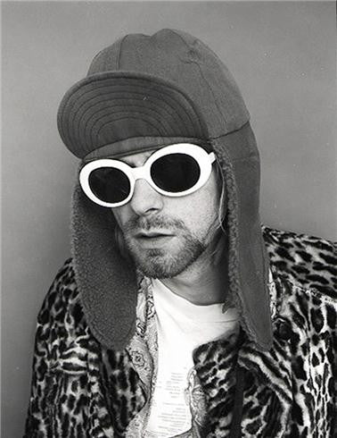 Kurt Cobain, Looking Away 1993 by Jesse Frohman – Blender Gallery