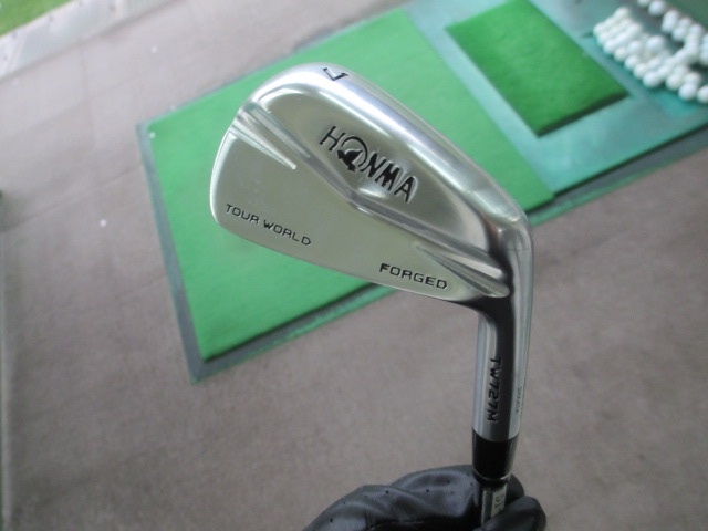 ホンマ ﾂｱｰﾜｰﾙﾄﾞ TW727M アイアン | ゴルフバカのクラブ辛口試打評価