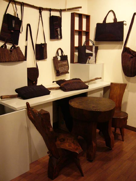 野崎弘子/裂織作品展 | KUMA-GALLERY游