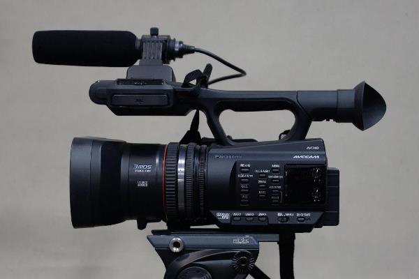 パナソニックビデオカメラ AG-AC90 仕事で使った感想レビュー | カメラ