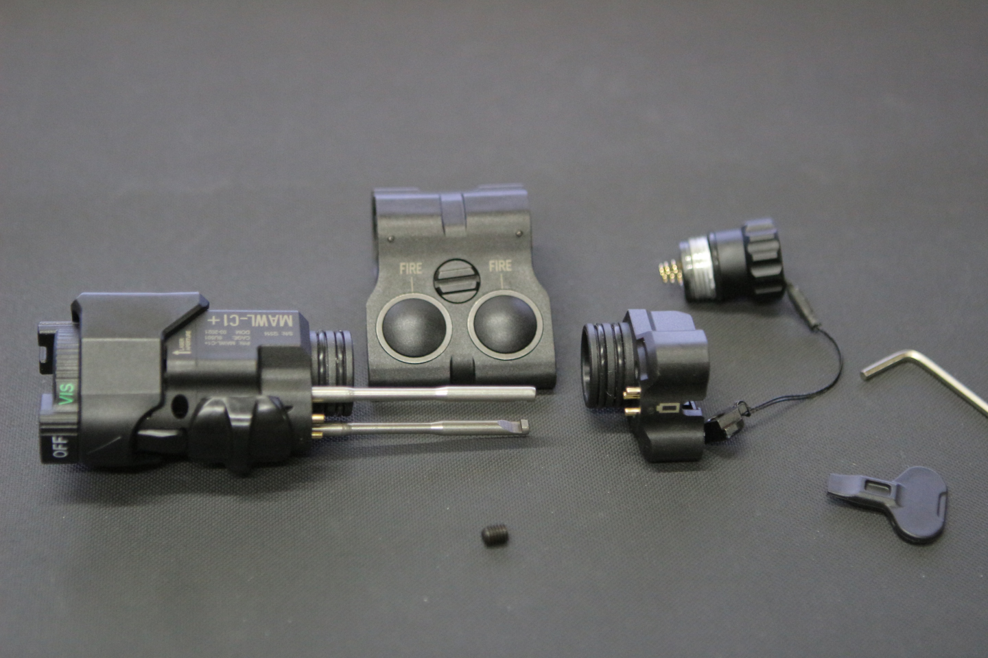 MAWL-C1+ IR/Visible Laser/LED Light – レプリカ | ♡ Claire Crime