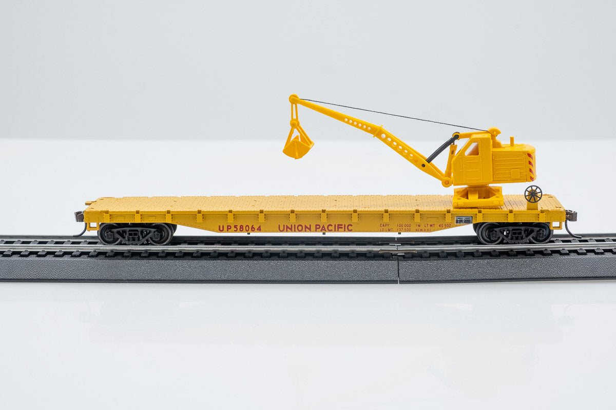 HO Con-Cor Flat Cars with Crane - Union Pacific – Con-Cor Trains