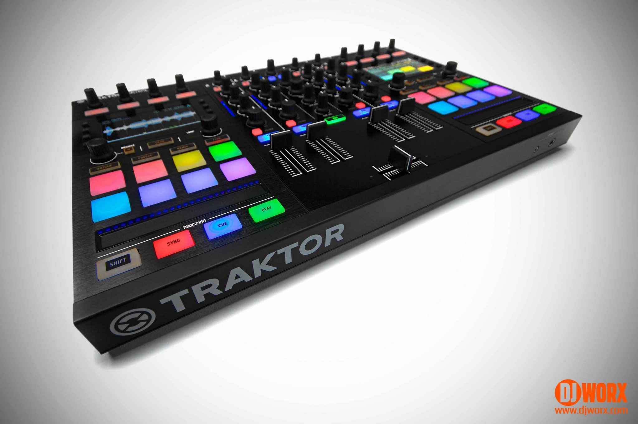 REVIEW: NI Traktor Kontrol S5 Controller