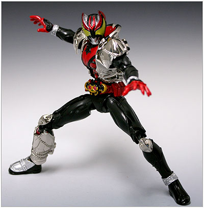 装着変身仮面ライダーキバ キバフォーム (e-flick.net Toys)