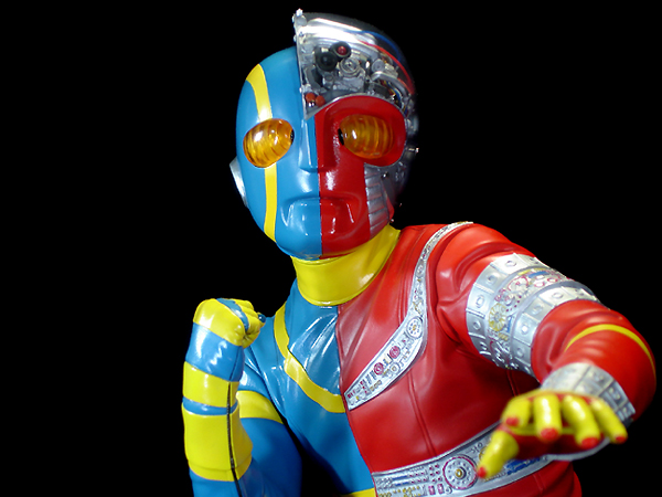 海洋堂】 メガソフビ 人造人間キカイダー 完成品