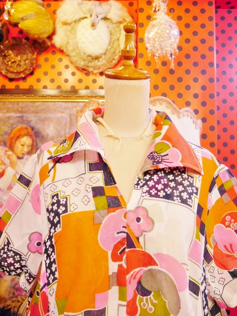 ヨーロッパ古着60s和レトロモダン花柄ワンピース | 大阪・阿部野の