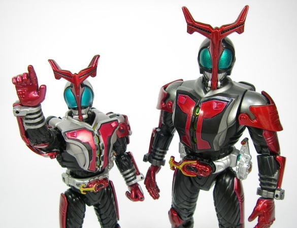 COR（キャストオフライダー）7 仮面ライダーカブト（ハイパーフォーム