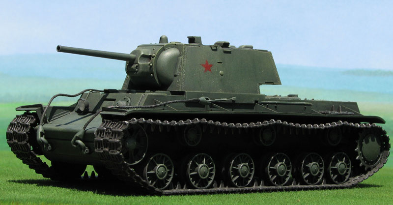 ソビエト重戦車 KV-1 （1942） トランペッター1/35