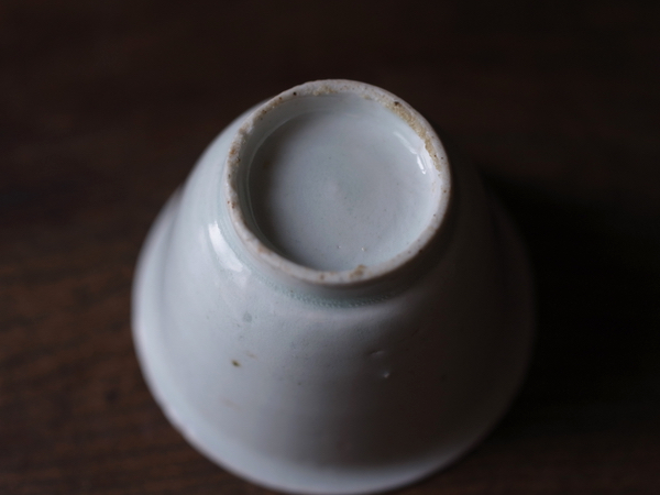初期伊万里白磁盃