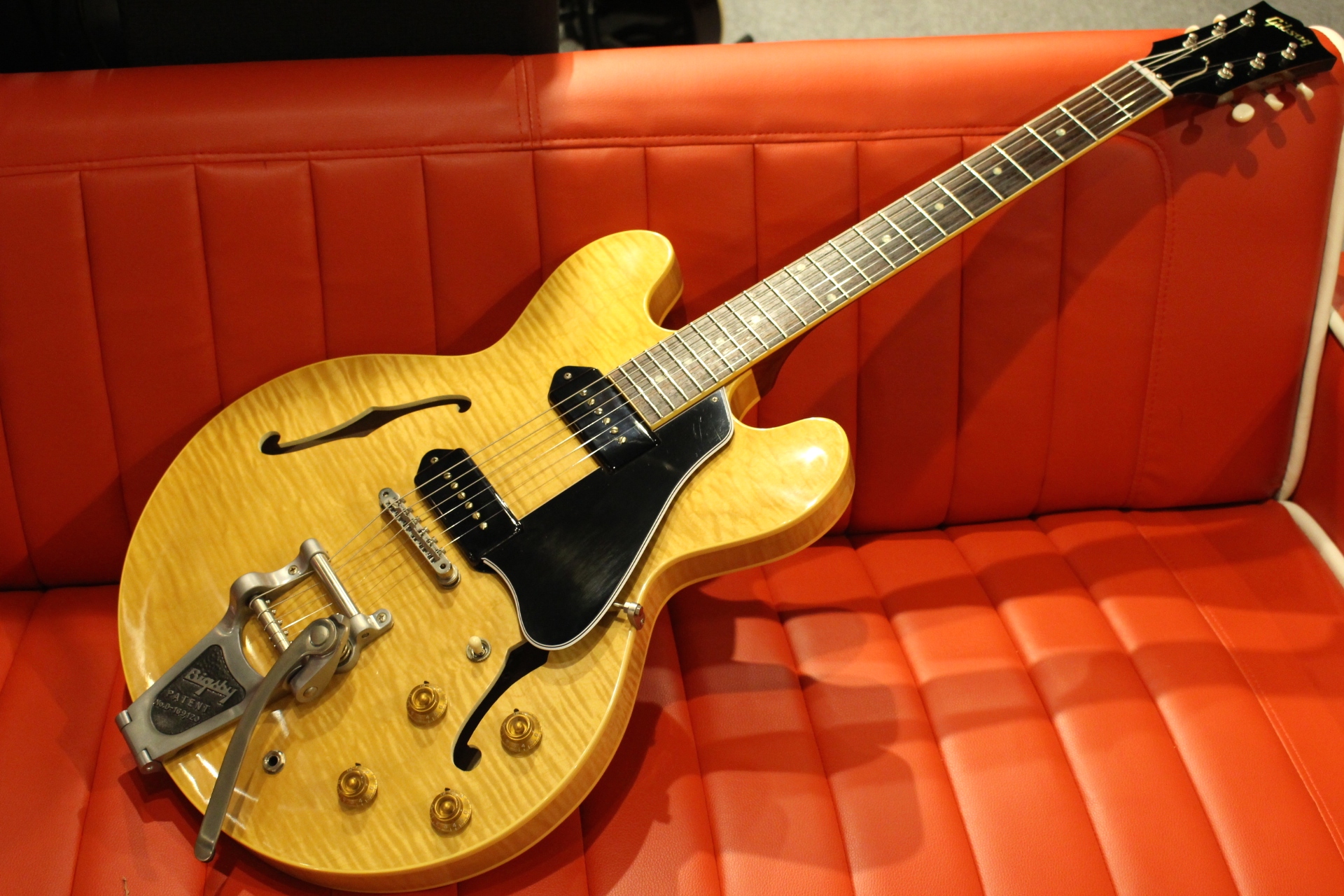 FG_Collection】薄ボディ×フルアコの軽量で使いやすいハコモノ