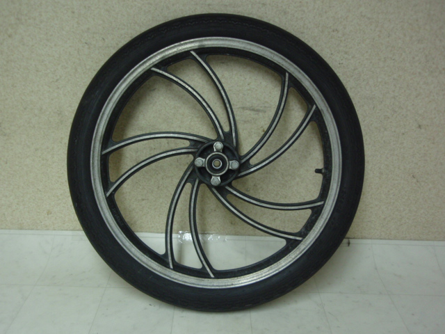 中古バイクパーツ販売専門店アイラブモーターRZ50 フロントホイール