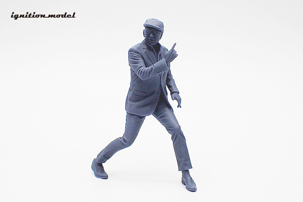 イベント会場でクレイジーケンバンド「横山 剣」氏の1/18 フィギュアを