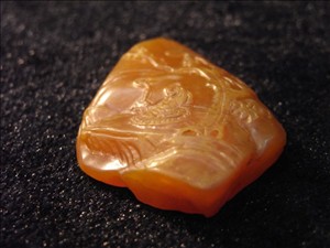 昌化田黄の印材 | 断箋残墨記