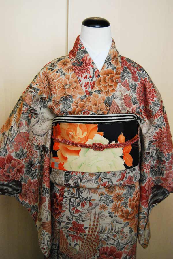 キラキラ！パーティーにもおすすめのマジョリカお召 | kimono sarasa