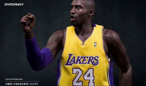 エンターベイNBAシリーズにブラックマンバことコービーがカムバック