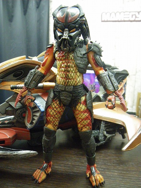 プレデターの必殺ビークル！！ネカの新作『ブレード・ファイター』を