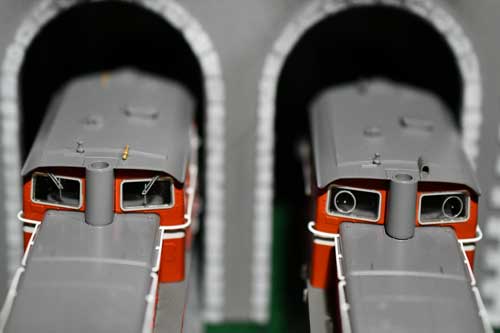 HO（16番）】KATOのDD51の暖地型（1-702A）と耐寒型（1-701）が揃う