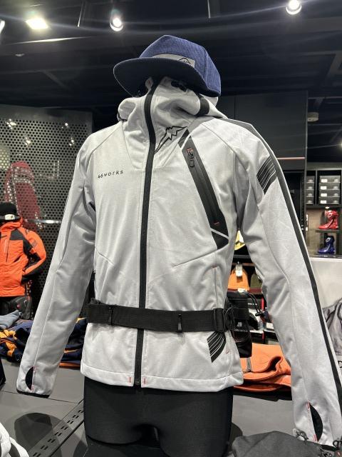 冬は手放せない！防風インナーのご案内：KUSHITANI 三鷹店 | KUSHITANI