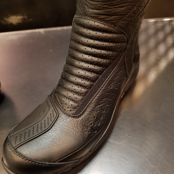 ネオブーツメッシュのご紹介！：KUSHITANI 清水店 | KUSHITANI