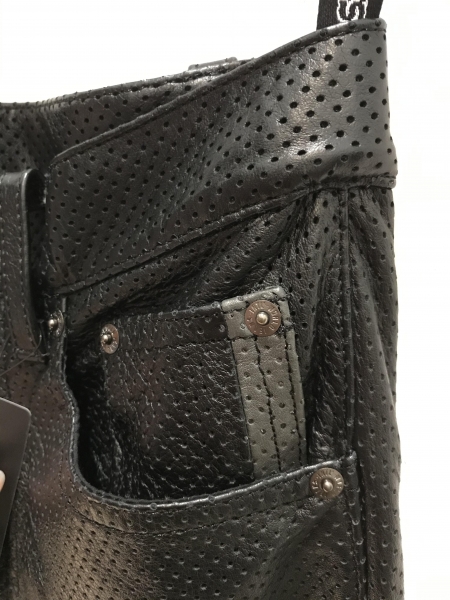 メッシュレザーパンツのご紹介：KUSHITANI 清水店 | KUSHITANI