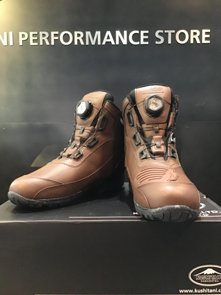 新作入荷】K-4562フローシューズ(ライトグレー）K-4563アドーネ