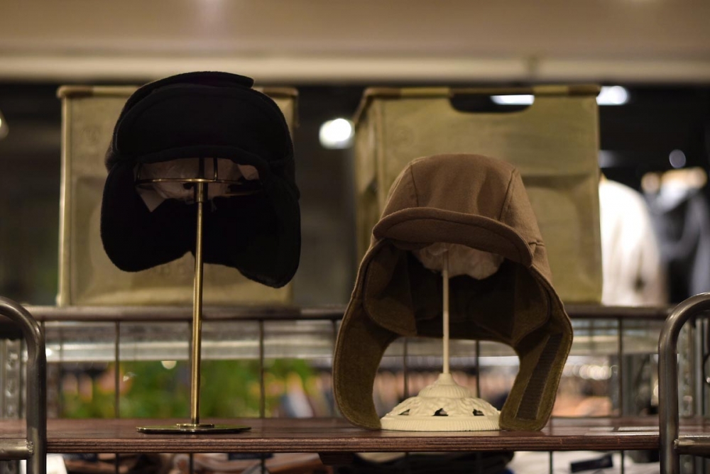 COMESANDGOESのフライトキャップ、これだと使いやすいはず。 | 1989