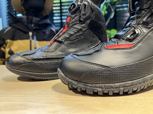 2022-23年 秋冬新商品 K-4565 アドーネシューズ一部サイズ入荷の