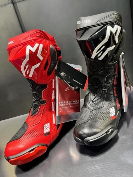 入荷速報】SUPERTECH R v2 × ProtoCore Leather Model入荷のお知らせ