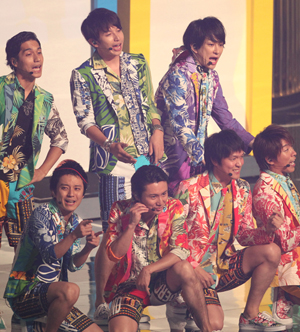 これからもカッコよく」……KinKi Kidsおよび関ジャニ∞がコンサートで