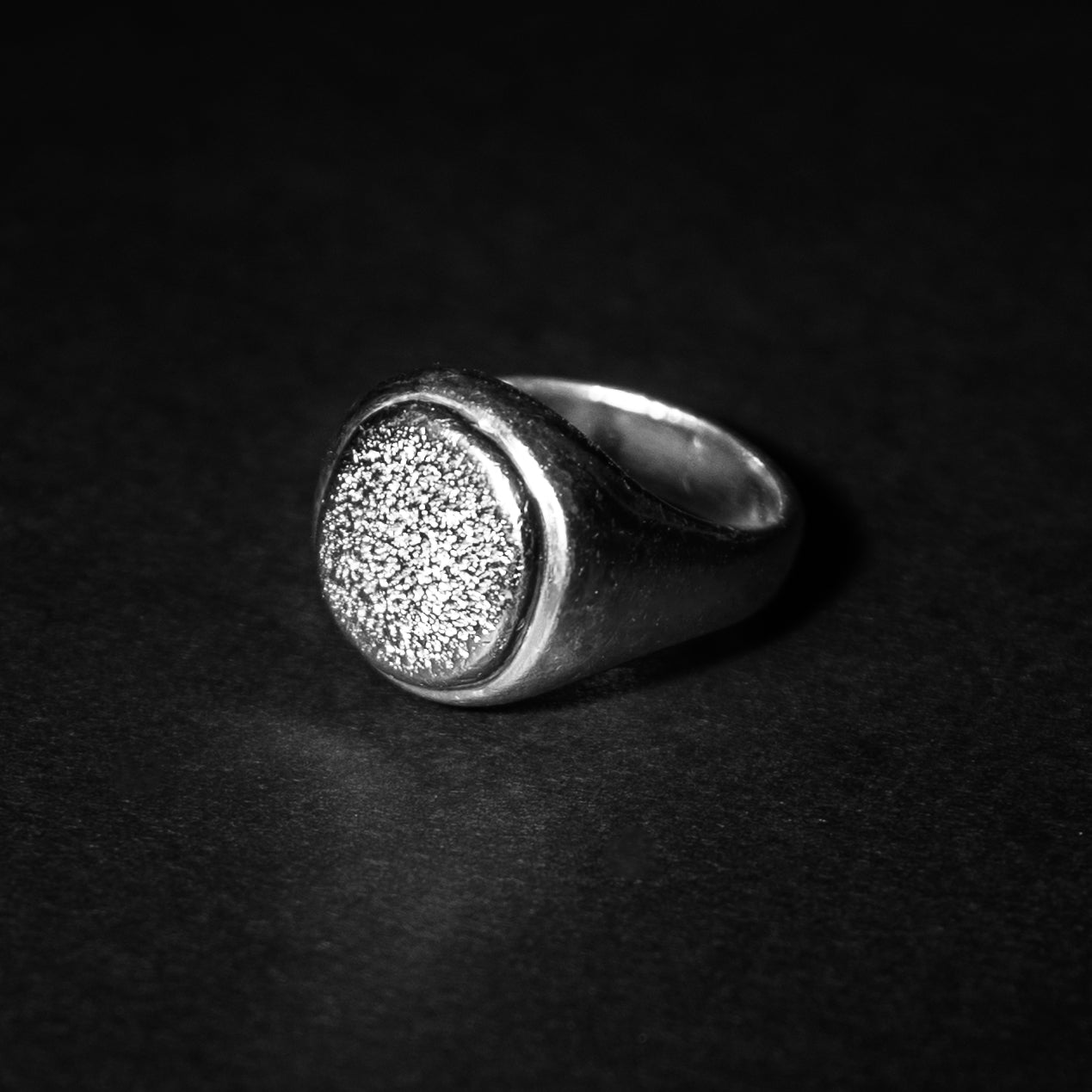 Silver 999 Galaxy Signet Ring – JOEKR（ジョーカー）公式オンライン