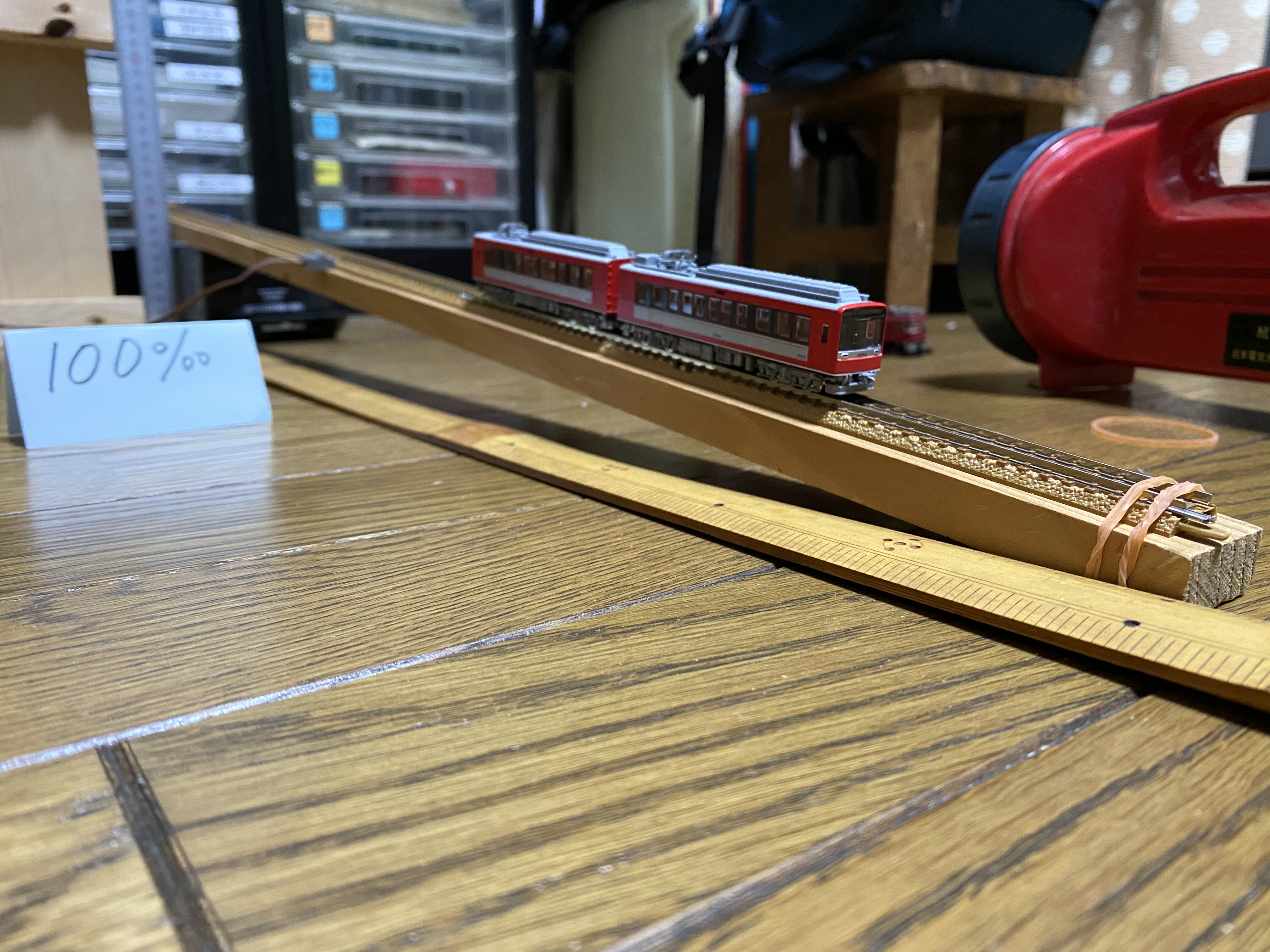 スイス登山鉄道Nゲージ・ジオラマ – アマチュア無線JR1FGR 創意と工夫