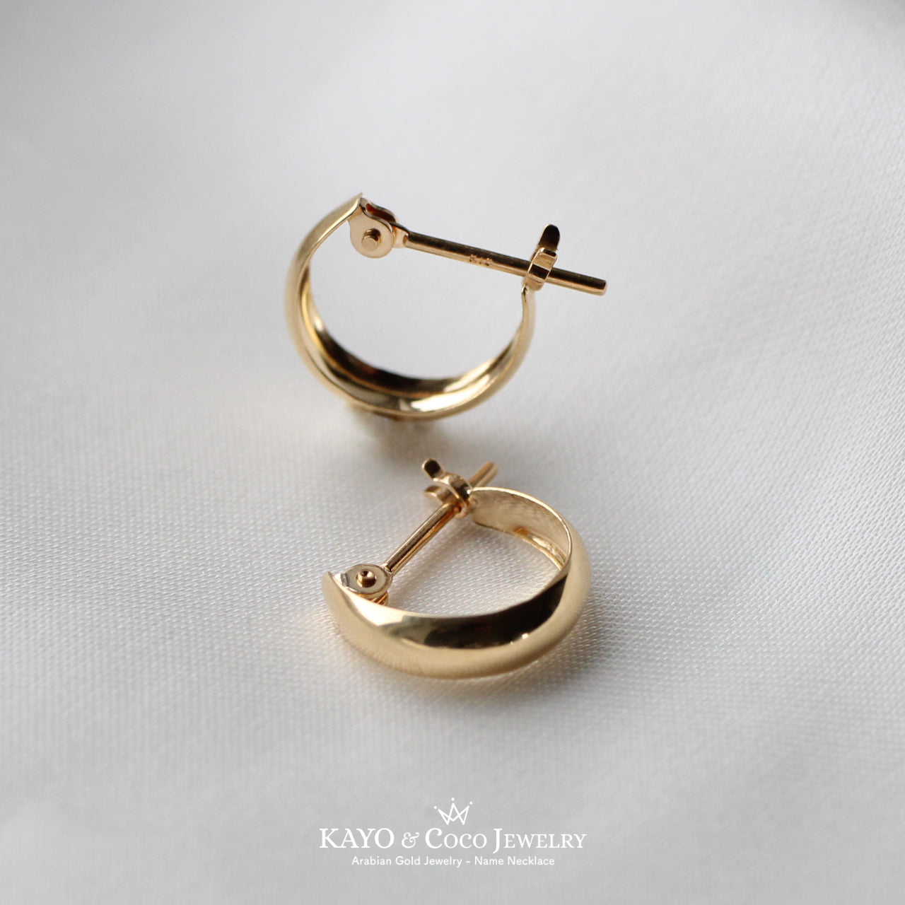 ボリューム ミニフープピアス 18k イエローゴールド 10mmx5mm