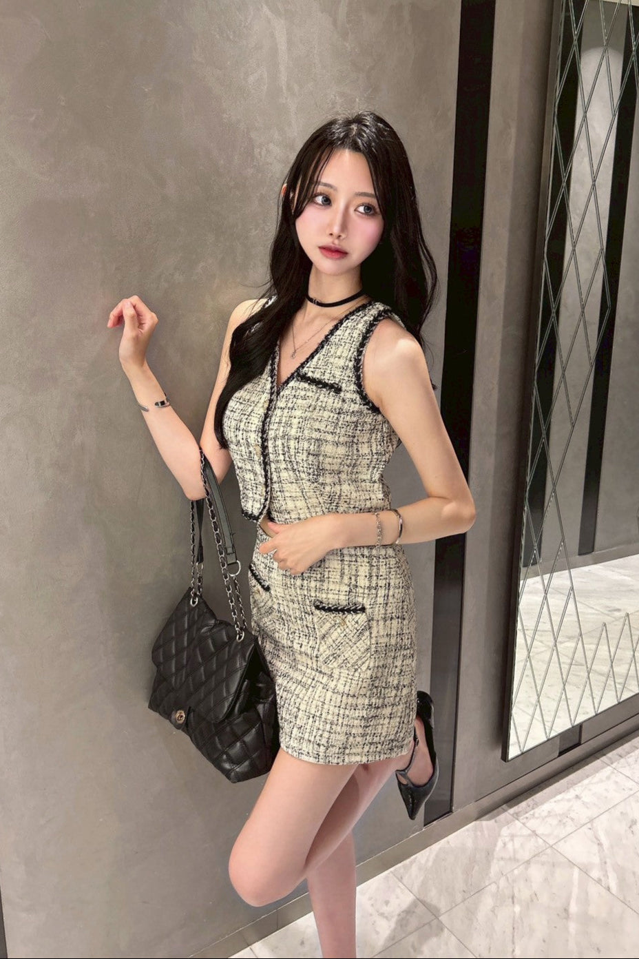 Vネックホワイトツイードセットアップ KR10866