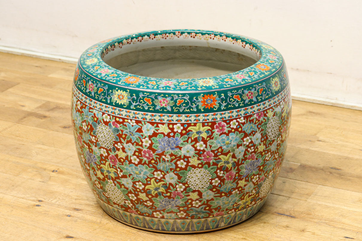 懐かしくて、新しい。レトロかわいい電気火鉢。アマミ製 ハロゲン火鉢