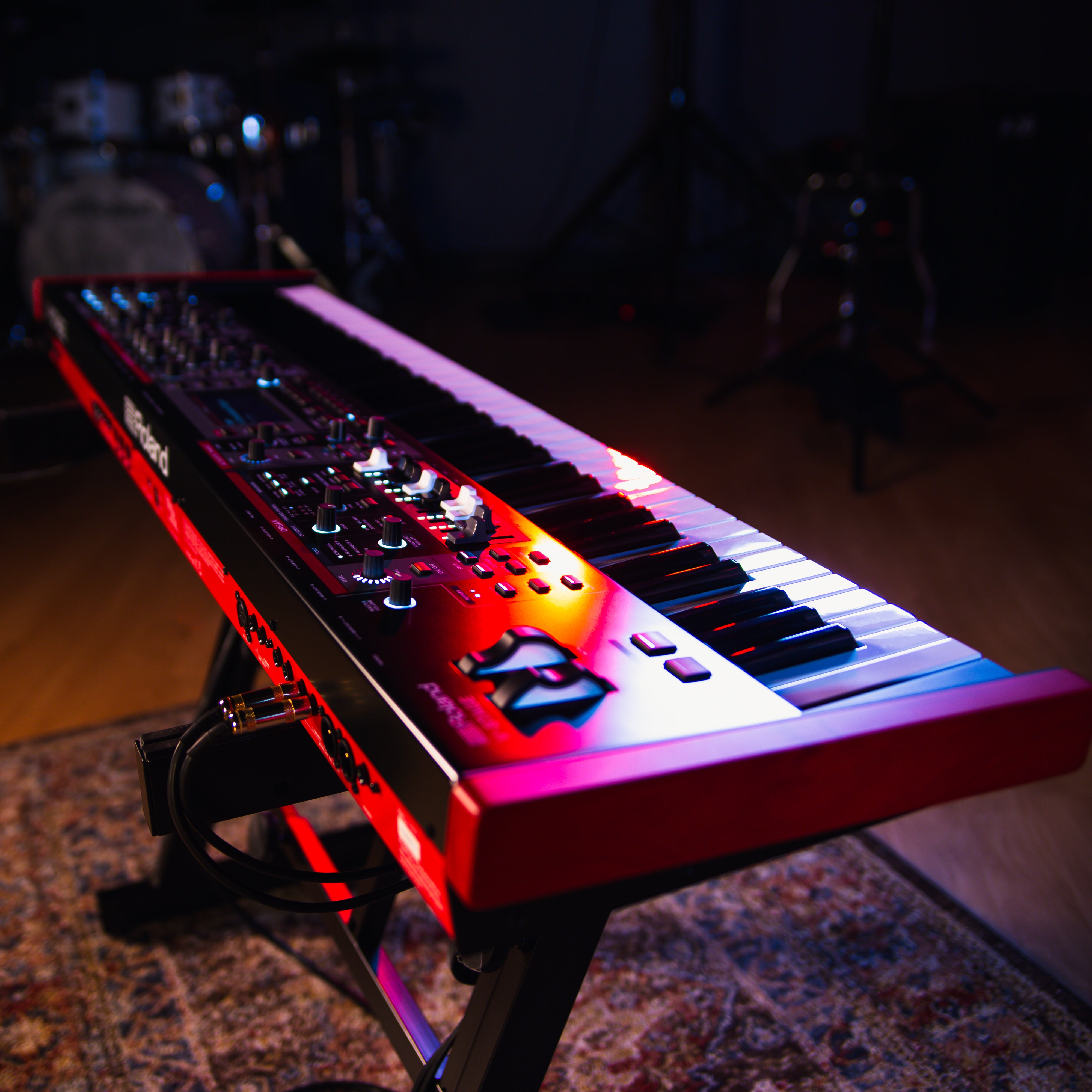 Roland V-Stage 88 Stage Keyboard KEY ESSENTIALS BUNDLE – Kraft Music