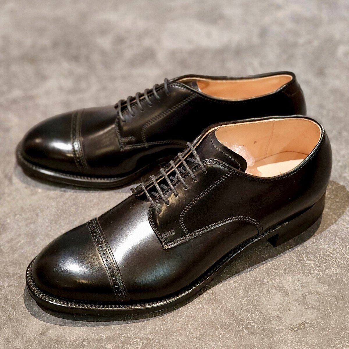 新品未使用【ALDEN】オールデン 56251 パンチドキャップトゥ コード