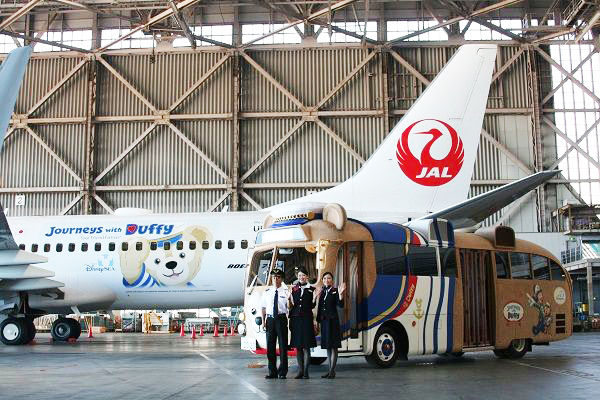 フォトレポート】JAL・オリエンタルランド、特別塗装機「JAL ハッピー