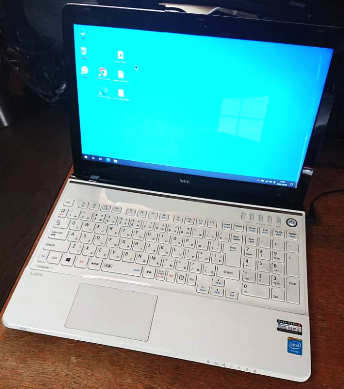 なんだかセレロンCPUノートパソコンばかりが増えたので、NEC LaVie